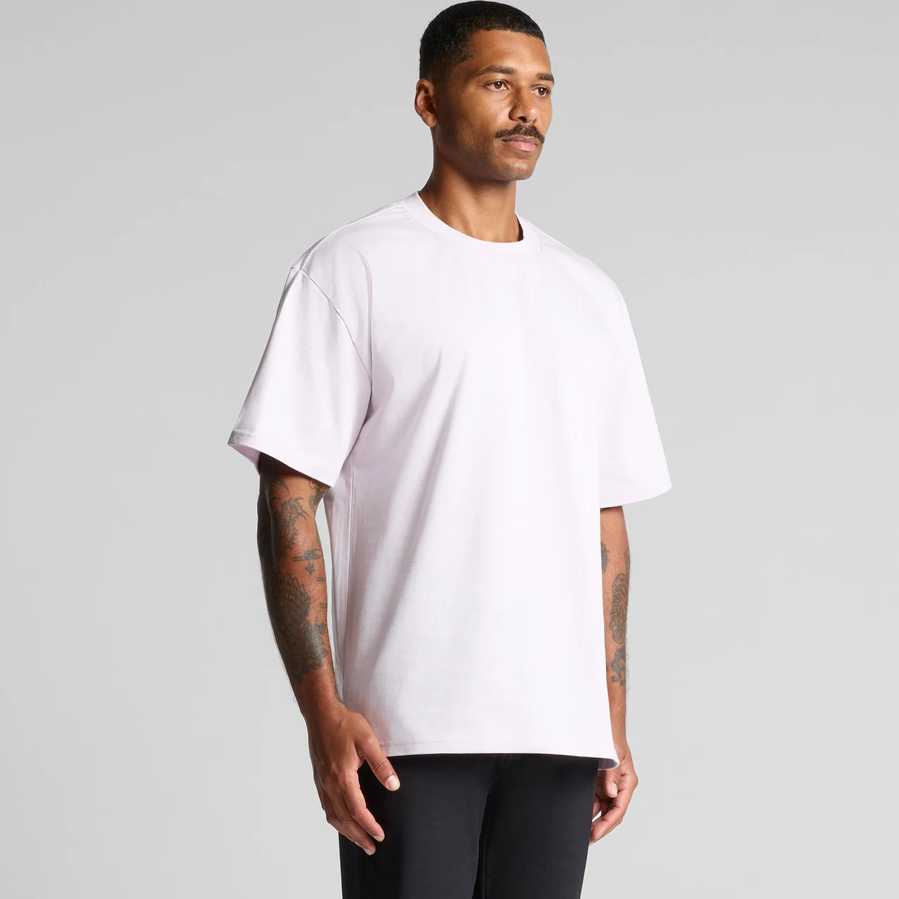 Heavy Tee - Detail View