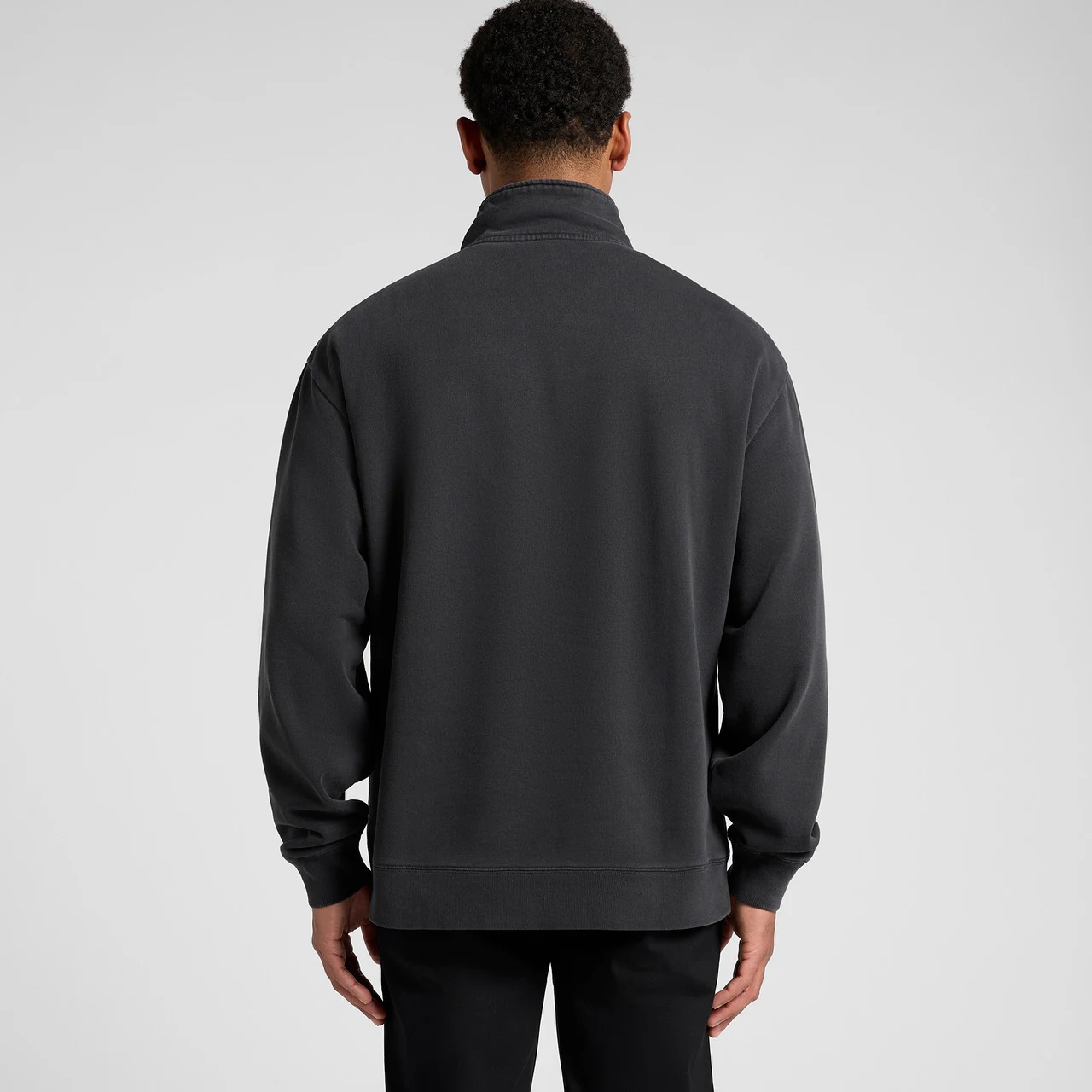 Relax Faded Half Zip - Detail View