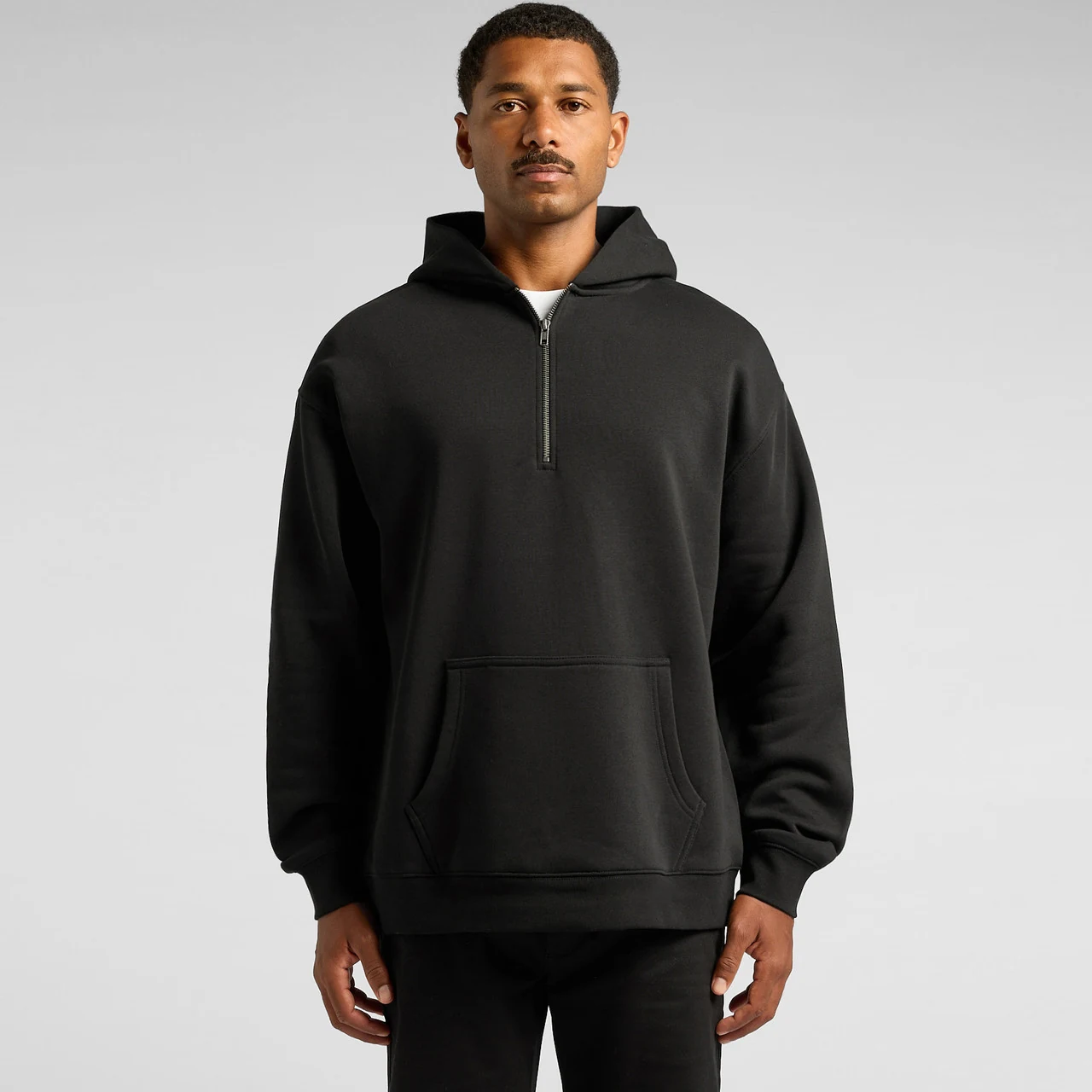 Relax Half Zip Hood - Detail View