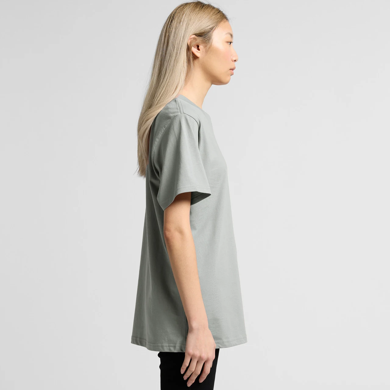 Wo's Classic Tee Gallery Wo's Classic Tee - Detail View