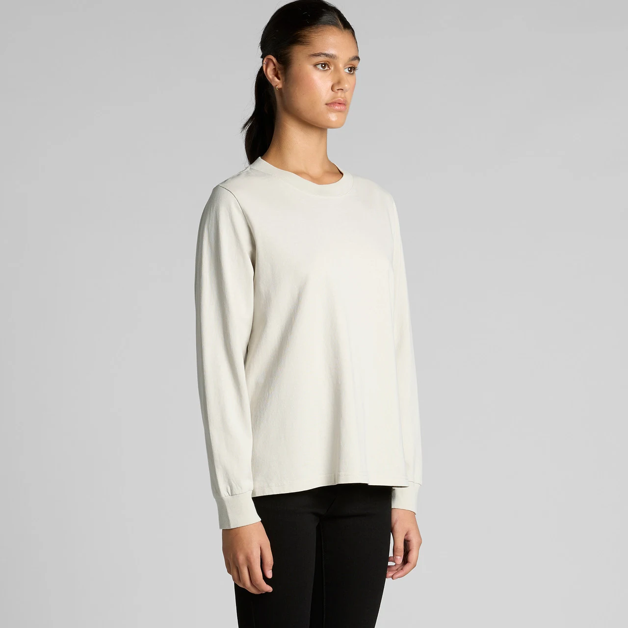 Wo's Heavy Faded L/S Tee - Detail View