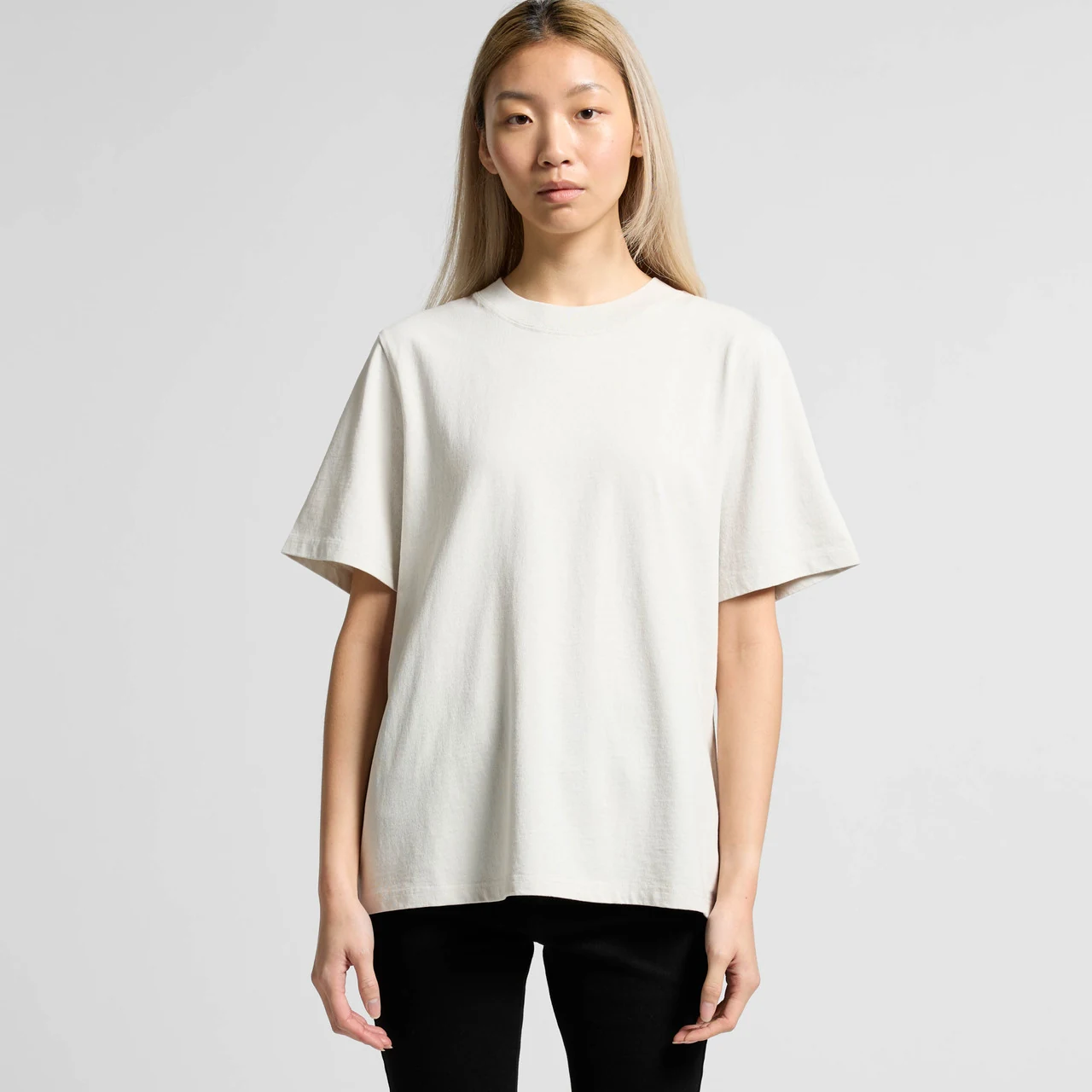 Wo's Heavy Faded Tee - Detail View