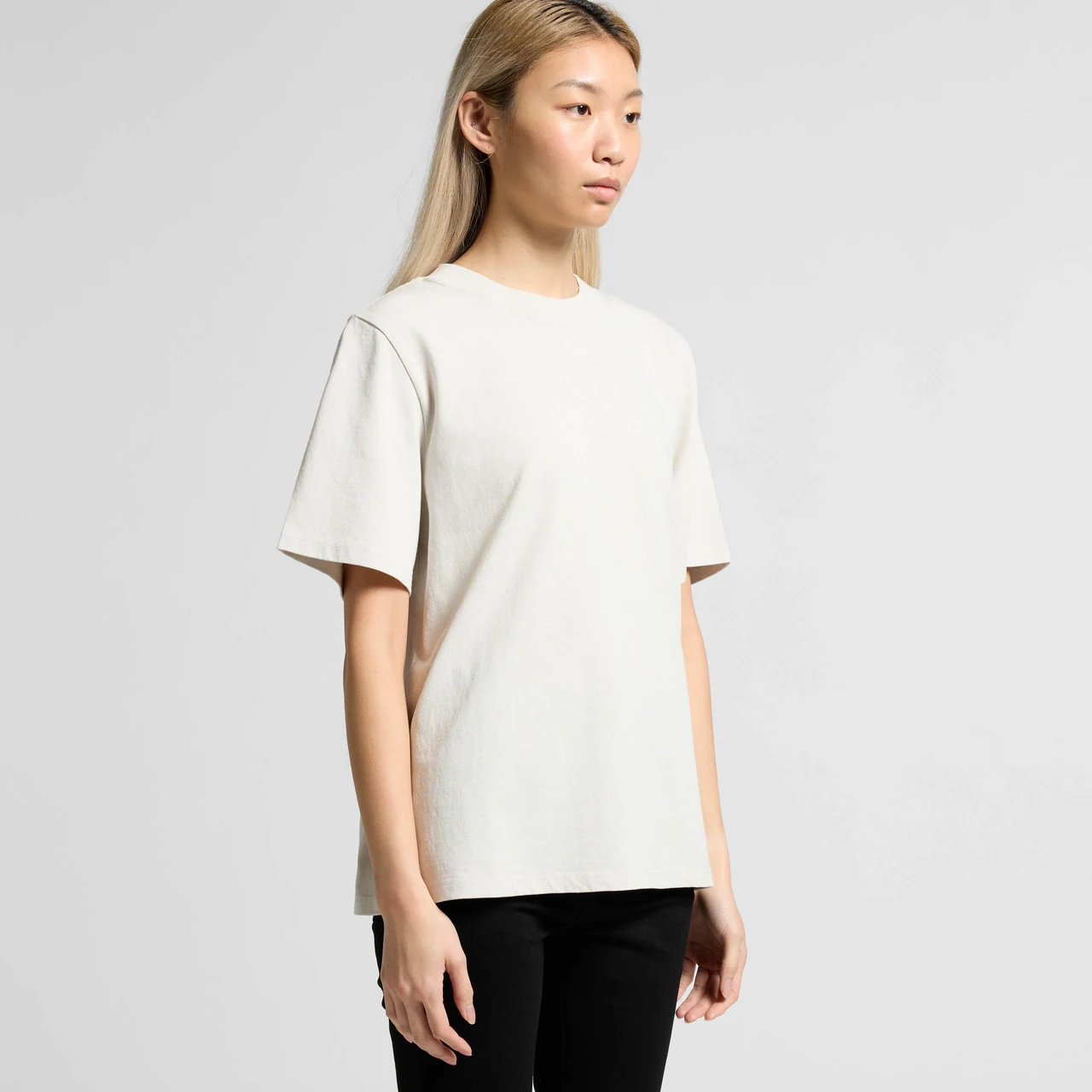 Wo's Heavy Faded Tee - Detail View