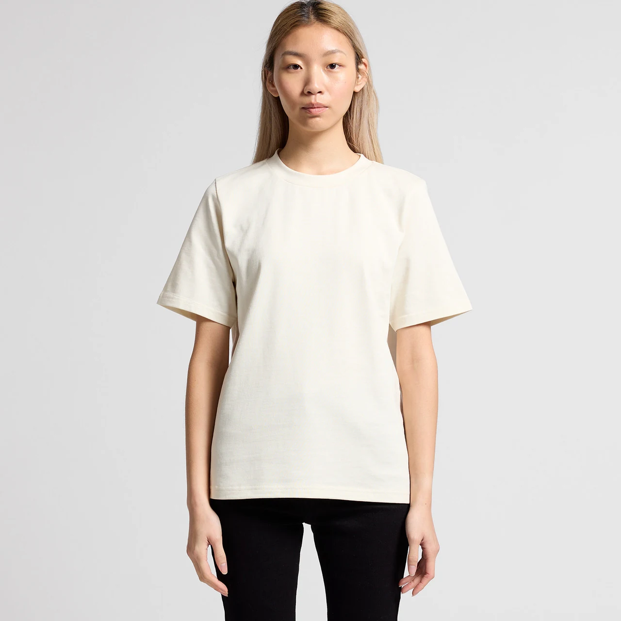 Wo's Heavy Tee - Detail View