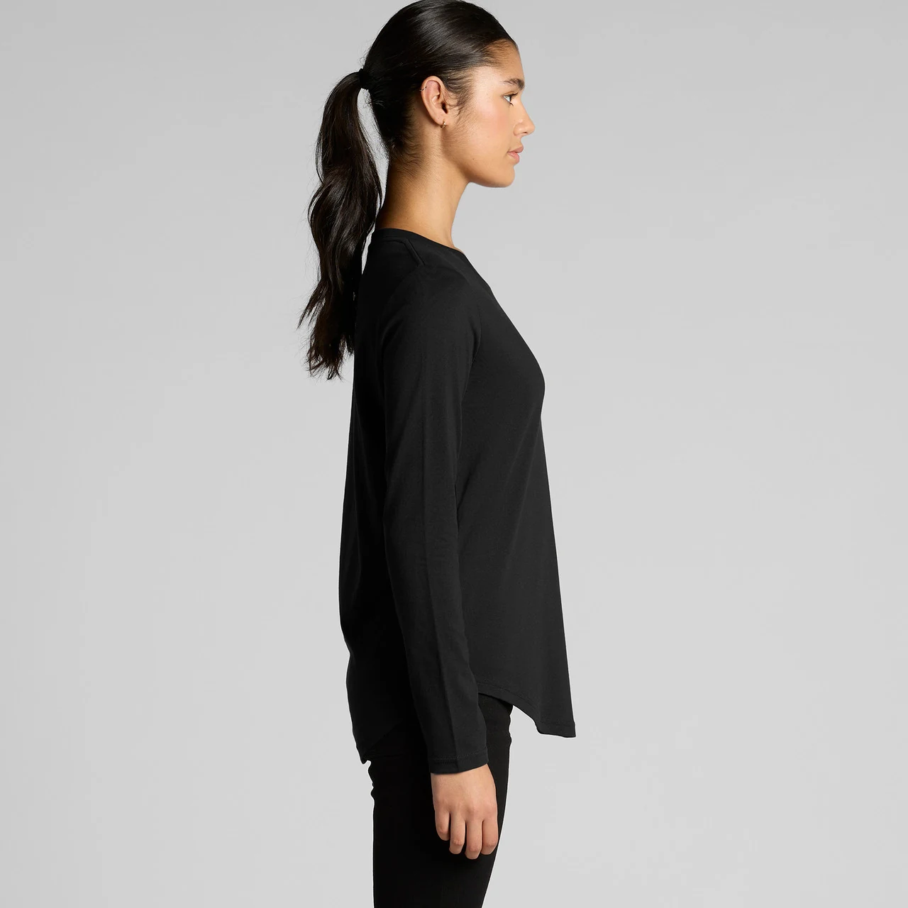 Wo's Maple Curve L/S Tee - Detail View
