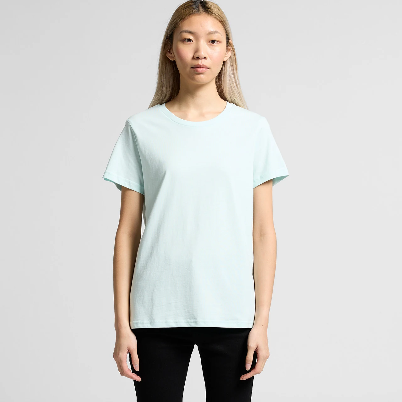Wo's Maple Tee - Detail View
