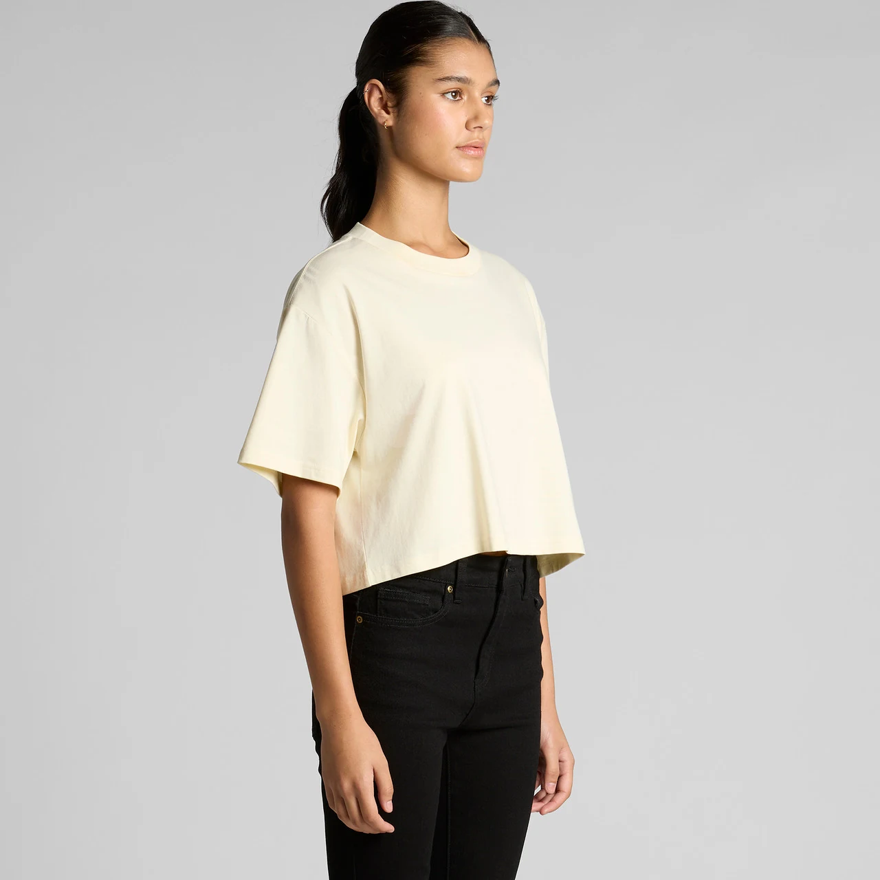 Wo's Martina Crop Tee - Detail View